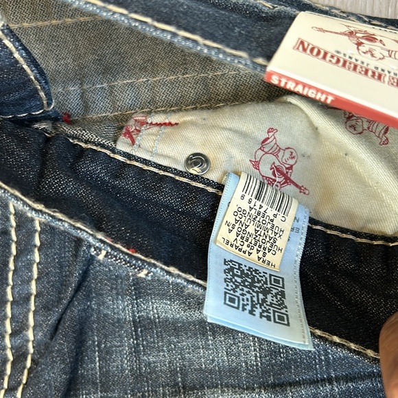 True Religion Indigo Heart Straight Flap Earthworm Big T Jeans 38 Waist - Picture 6 of 9